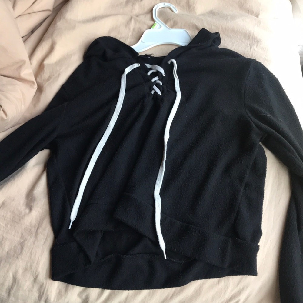 Black cropped sweater size 8